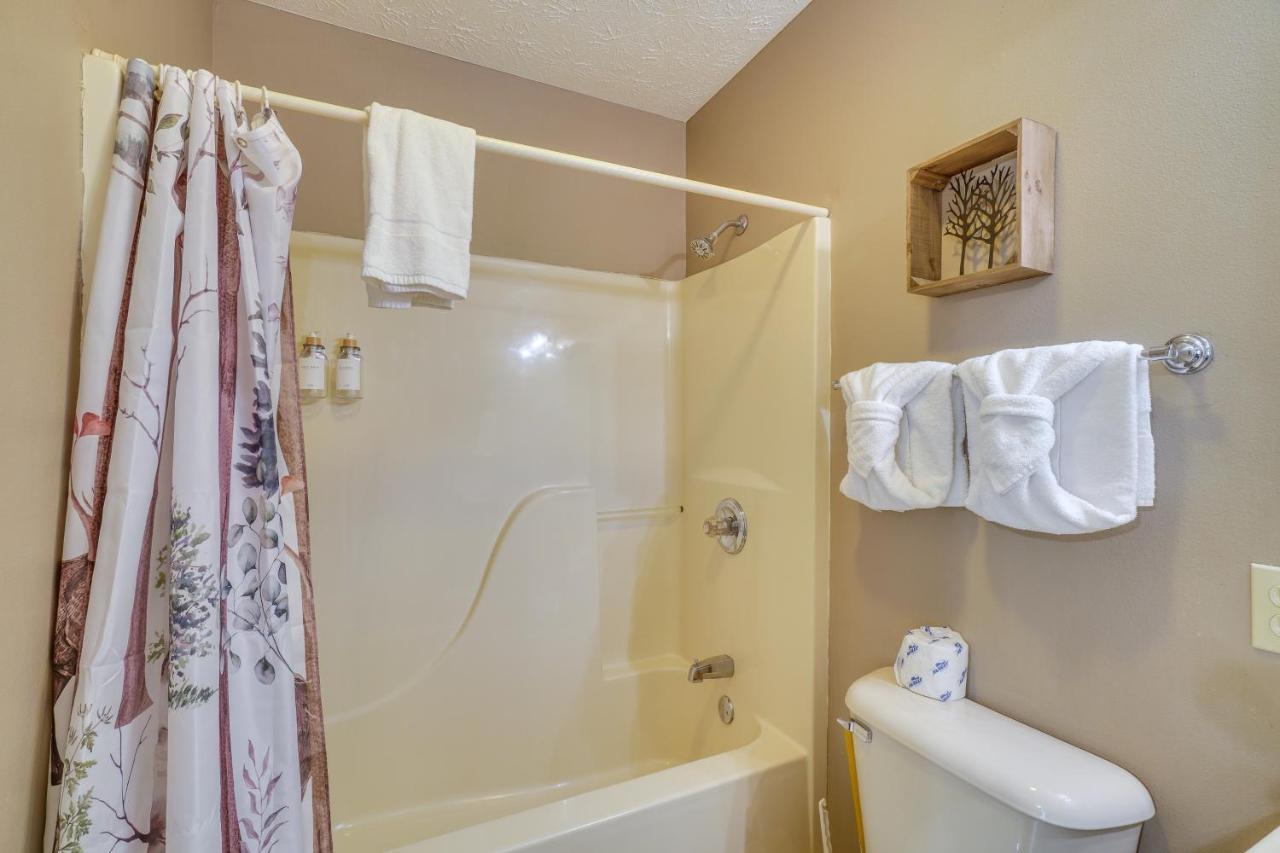 Gatlinburg Vacation Rental Balcony With Hot Tub! Kültér fotó