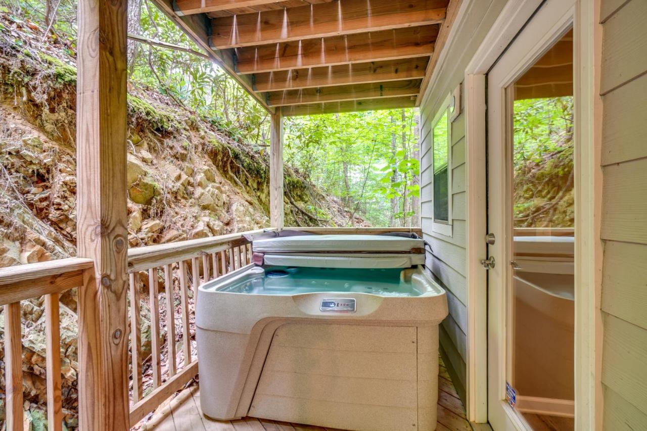 Gatlinburg Vacation Rental Balcony With Hot Tub! Kültér fotó